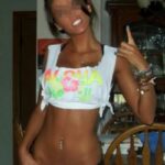 Femme d&eacute;prav&eacute;e pour un mec mignon pour une bonne fellation sur Grenoble