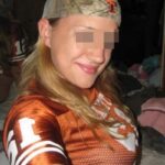 Ravissante jeune femme sur Dom&egrave;ne pour une fellation